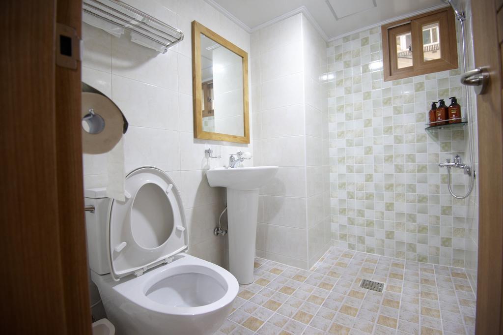 Dorcas Tourist Hostel Tongyeong Ngoại thất bức ảnh